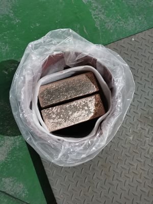 Aluminium Kupfer AlCu-Masterlegierung mit einem Cu-Gehalt von 10-50% Ingot für die Getreideveredelung