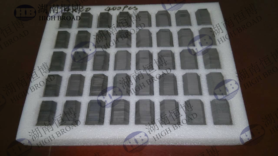 Körperpanzer-Komponenten aus technischer Keramik Borcarbid-Platten, geringe Dichte, unglaubliche Härte, mit einer Mohs-Härte von etwa 9,5