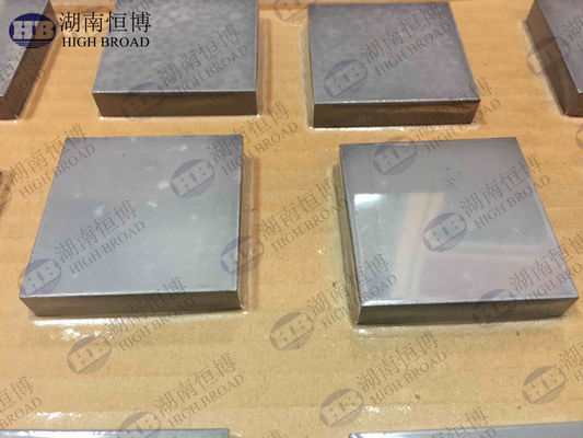 Drucklos gesinterte Siliziumkarbid-Ballistikfliese 50x50x8mm NIJ Level III Standalone Panzerkeramikeinsatz