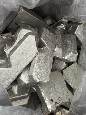 Smeltings Magnesium Aluminium Alloy Percent 5-30 Customized Perfect for Aerospace Automotive and Electronics Applications (Smelzungen aus Magnesium und Aluminium)