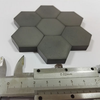Kugelsichere Platte aus Siliziumkarbid mit hoher Biegefestigkeit und Korrosionsbeständigkeit für NIJ Standard Body Armor