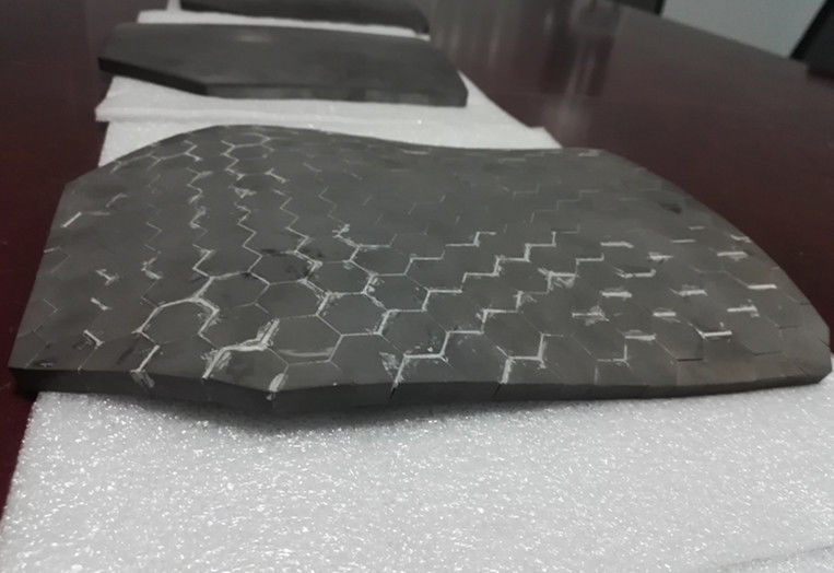 Kugelsichere Platte aus Siliziumkarbid mit hoher Biegefestigkeit und Korrosionsbeständigkeit für NIJ Standard Body Armor
