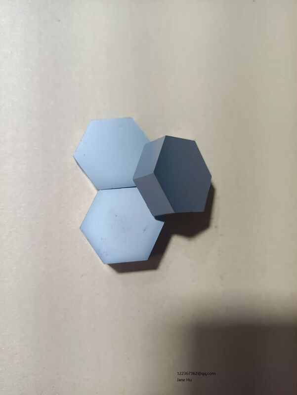 Pressureless Sintered Silicon Carbide Hexagonal SW40mm 8mm Thickness Ballistic Armor Plate