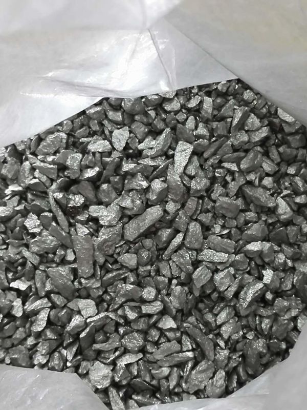 ISO-zugelassene Aluminium-Masterlegierung AlW50% mit 50% W und kundenspezifischer Größe für die Metallurgie